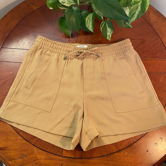 NWOT Banana Republic Sport Shorts - Picture 1 of 3
